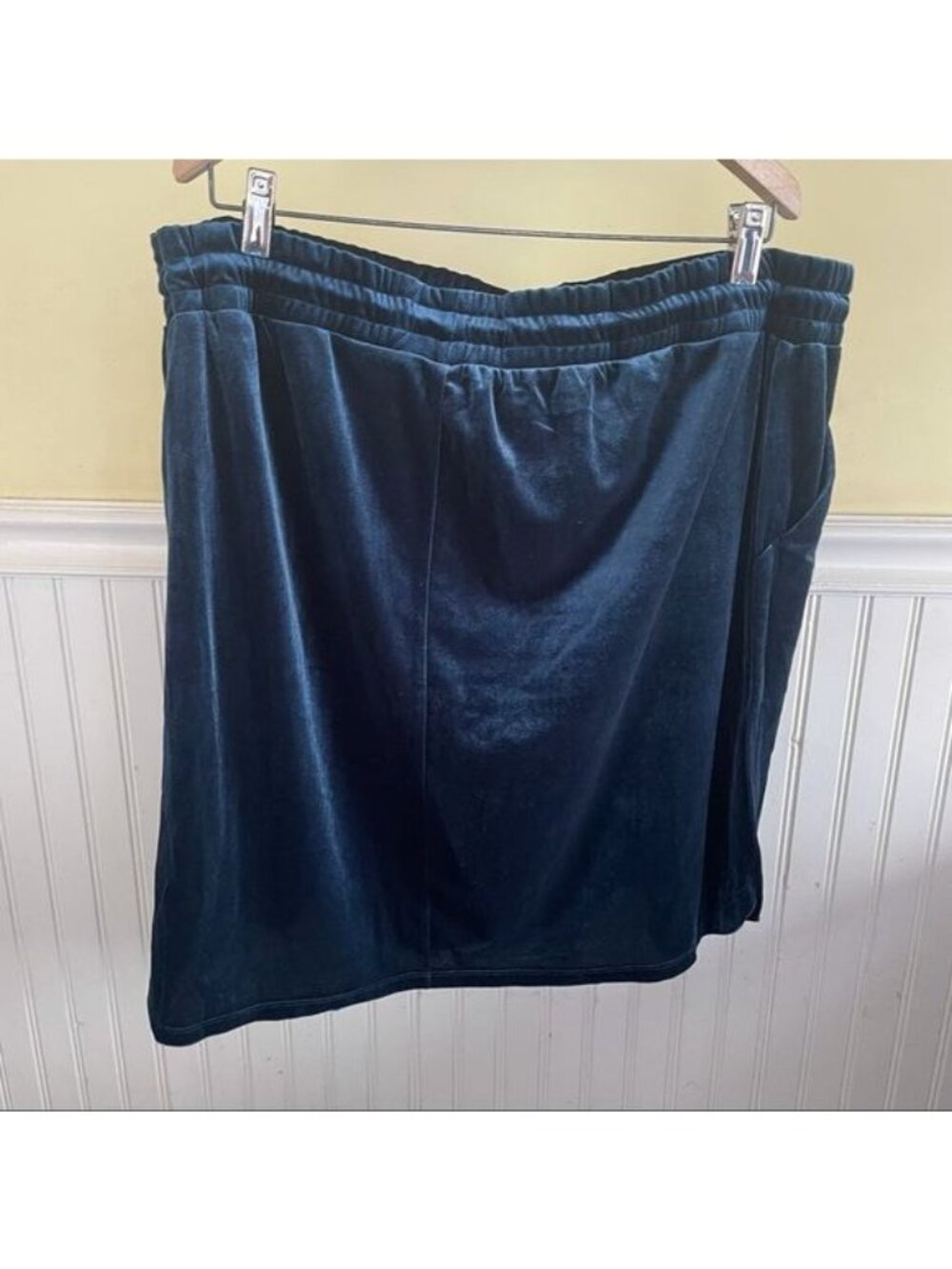 Torrid Blue Velvet Skirt With Pockets & Drawstring Size 2X - Picture 6 of 6